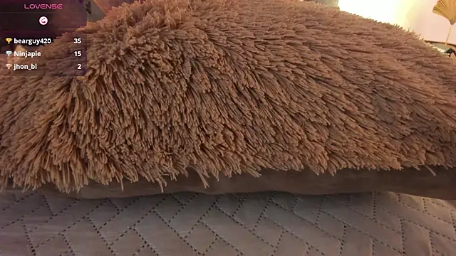 Snapshot of Mia_ross16 chatting on February 18, 2025, 2:05 am Mia ross16 online show from February 18, 2025, 2:05 am