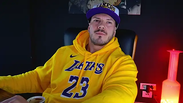 Snapshot of AngeloEric chatting on December 12, 2024, 1:17 pm AngeloEric online show from December 12, 2024, 1:17 pm