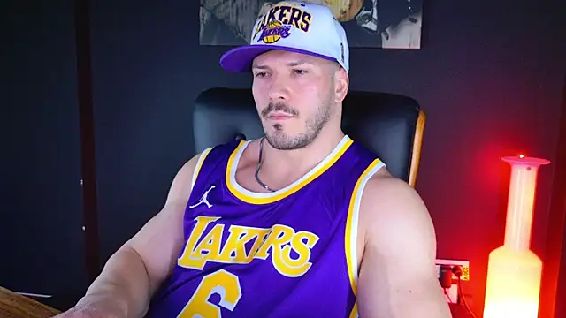 Snapshot of AngeloEric chatting on December 12, 2024, 4:21 pm AngeloEric online show from December 12, 2024, 4:21 pm