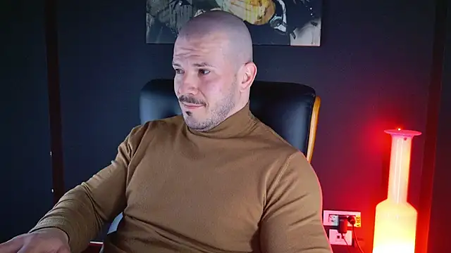 Snapshot of AngeloEric chatting on December 17, 2024, 5:15 pm AngeloEric online show from December 17, 2024, 5:15 pm