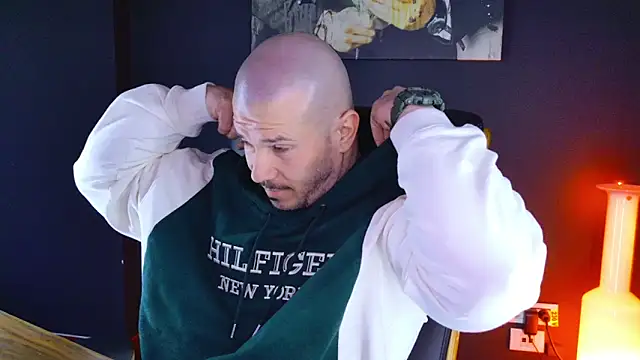 Snapshot of AngeloEric chatting on January 15, 2025, 8:30 am AngeloEric online show from January 15, 2025, 8:30 am