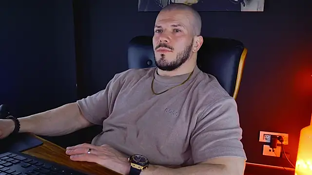 Snapshot of AngeloEric chatting on February 2, 2025, 1:08 pm AngeloEric online show from February 2, 2025, 1:08 pm