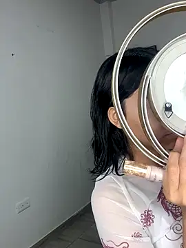 Snapshot of lilithTeen1_ chatting on November 19, 2025, 9:59 pm lilithTeen1 online show from November 19, 2025, 9:59 pm