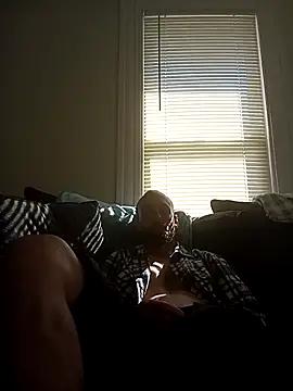 armdy371 online show from October 21, 2025, 4:51 pm