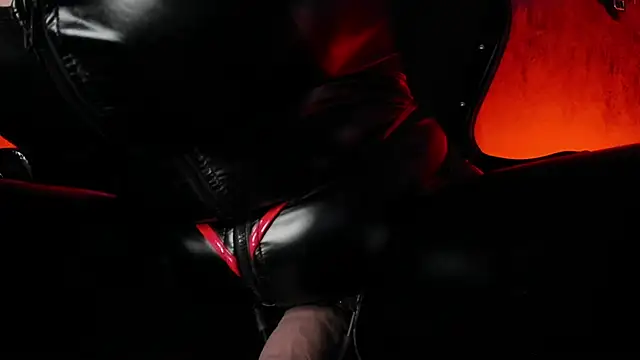 Carolina Arias online show from March 4, 2025, 12:50 am