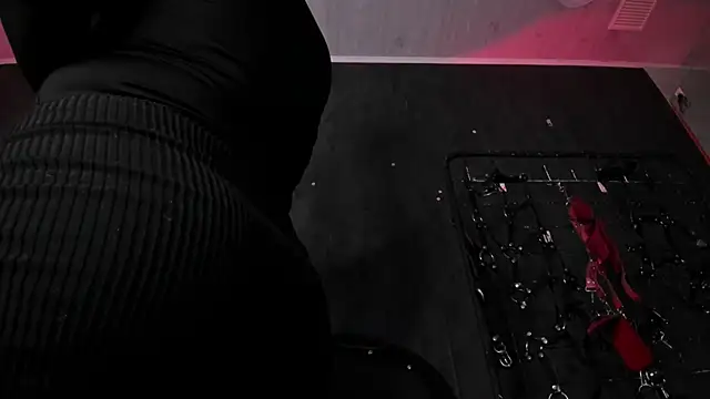 Carolina Arias online show from October 10, 2025, 8:19 pm