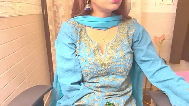 Your Sassy Goddess online show from March 18, 2025, 4:37 pm