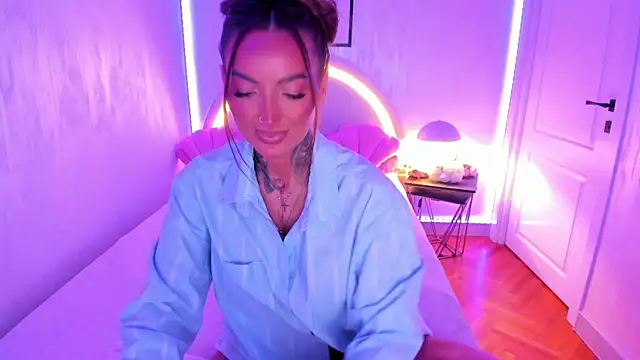 NatalyThorn88 online show from July 24, 2026, 3:15 am