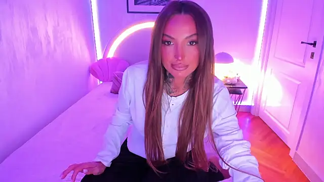 NatalyThorn88 online show from August 3, 2026, 2:43 am
