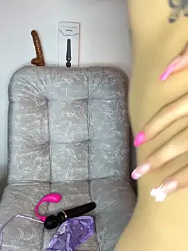  Luuna online show from November 13, 2025, 3:55 pm