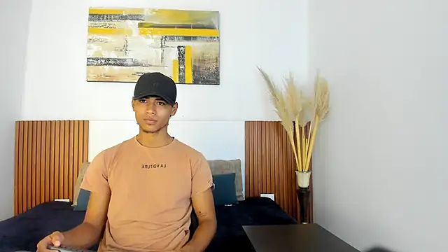 Snapshot of zander_2120 chatting on October 8, 2025, 12:36 pm zander 2120 online show from October 8, 2025, 12:36 pm