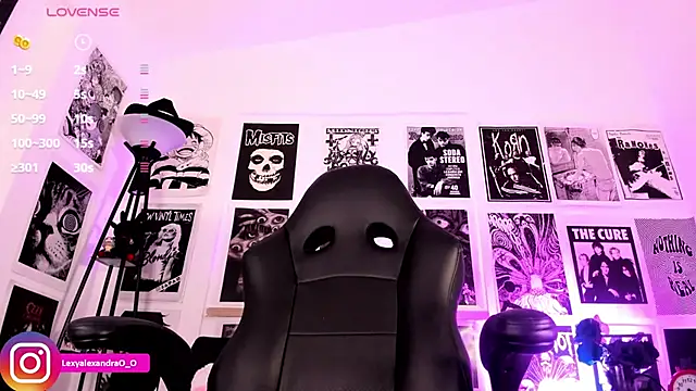 Lexyjoycce online show from June 1, 2026, 12:34 am
