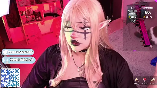 Snapshot of toky_doll chatting on May 24, 2026, 10:48 pm toky doll online show from May 24, 2026, 10:48 pm