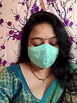 neelu-hoty online show from January 23, 2025, 4:04 pm