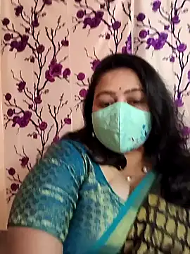 neelu-hoty online show from January 24, 2025, 7:19 am