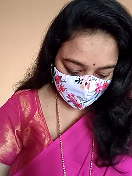 neelu-hoty online show from January 31, 2025, 6:46 am