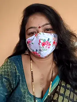 neelu-hoty online show from March 3, 2025, 6:15 am