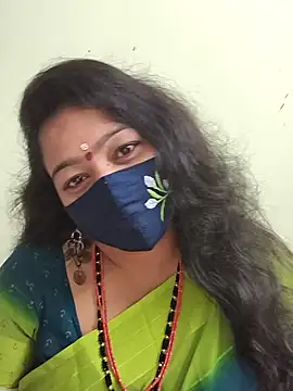 neelu-hoty online show from October 23, 2025, 8:46 am