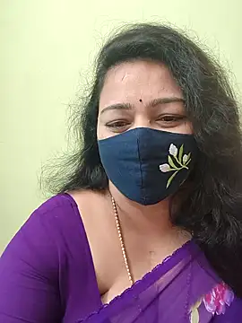 neelu-hoty online show from April 19, 2026, 9:08 am