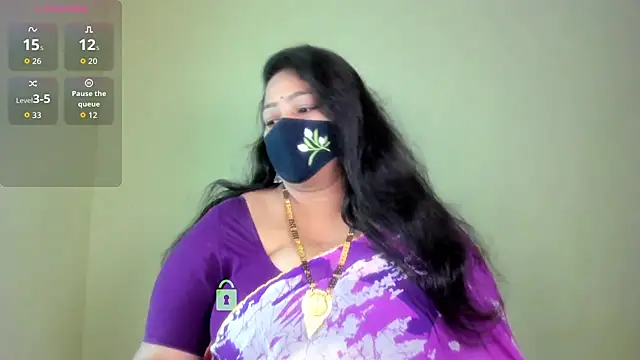 neelu-hoty online show from June 4, 2026, 9:26 am