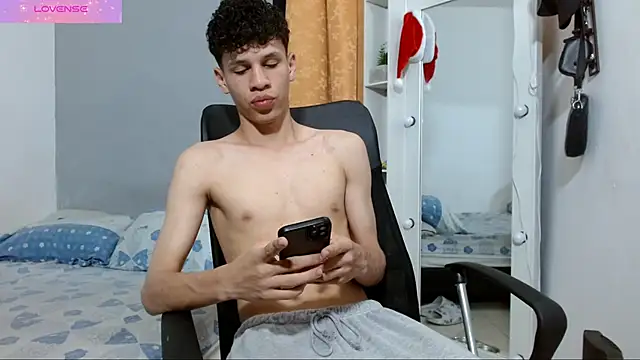 Snapshot of jeff_ross chatting on January 26, 2025, 9:29 pm jeff ross online show from January 26, 2025, 9:29 pm