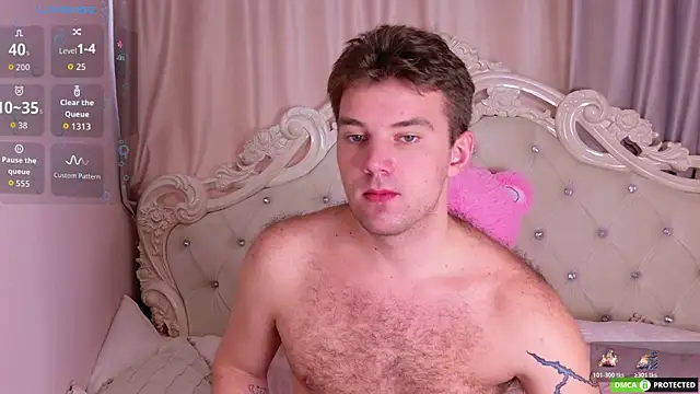 ArthurWhitee online show from April 23, 2026, 8:35 am