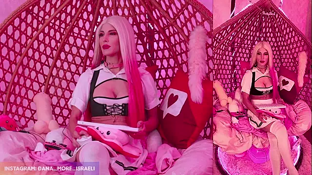 Snapshot of dana_more chatting on November 18, 2025, 9:36 am dana more online show from November 18, 2025, 9:36 am