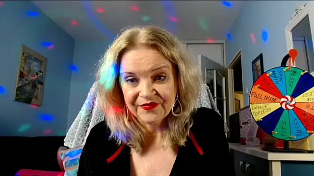 sexyjennyeu online show from March 12, 2025, 11:33 pm