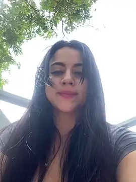 Snapshot of CoralineKam1 chatting on January 24, 2025, 3:45 pm CoralineKam1 online show from January 24, 2025, 3:45 pm