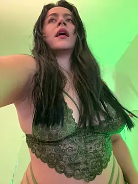 Snapshot of CoralineKam1 chatting on March 17, 2025, 5:05 pm CoralineKam1 online show from March 17, 2025, 5:05 pm