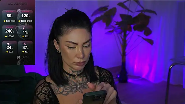 angelinaRae online show from December 11, 2024, 5:04 pm