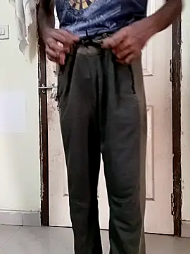 Snapshot of Chocolate_stud10 chatting on April 10, 2026, 7:02 am Chocolate stud10 online show from April 10, 2026, 7:02 am