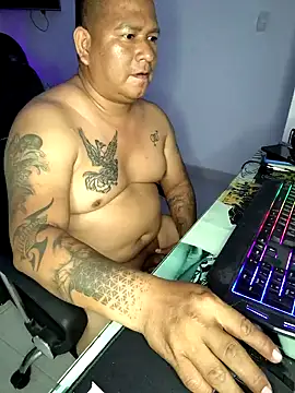 Snapshot of siatodo02 chatting on December 18, 2024, 12:32 am siatodo02 online show from December 18, 2024, 12:32 am