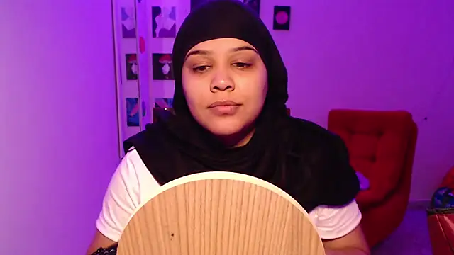 VenussTits97 online show from July 17, 2026, 11:42 pm