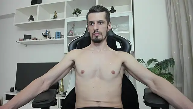ToddClaytonn online show from June 9, 2026, 5:57 pm