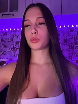 EricaWalls online show from January 17, 2025, 3:55 am