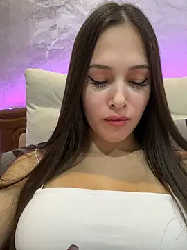 EricaWalls online show from January 28, 2025, 6:17 pm