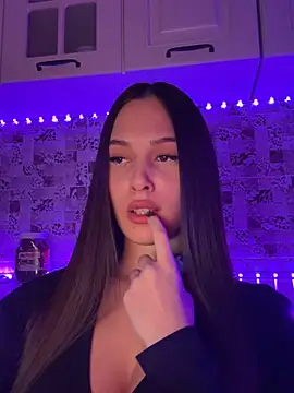 EricaWalls online show from February 6, 2025, 12:22 am