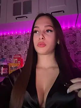 EricaWalls online show from March 3, 2025, 4:14 pm