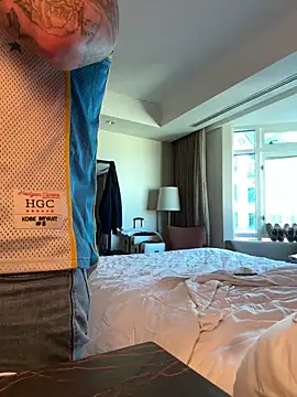 PeytonJohnn online show from October 5, 2025, 7:34 pm