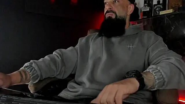 axxelrich  online show from September 29, 2025, 4:39 am