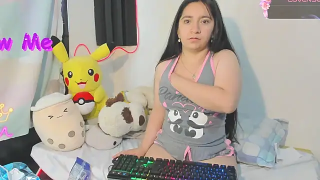 Snapshot of litle_mily_ chatting on June 27, 2026, 12:22 pm litle mily online show from June 27, 2026, 12:22 pm