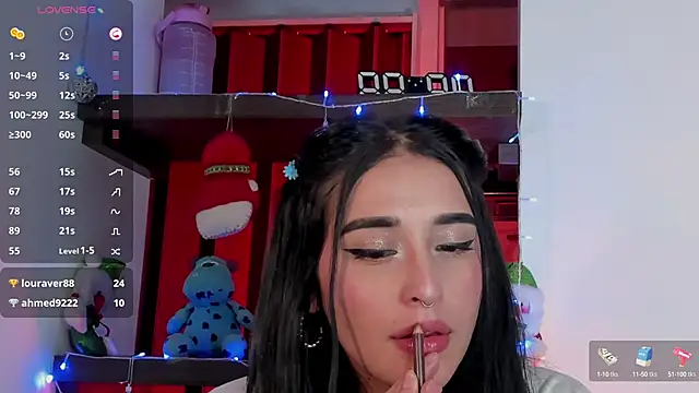 Snapshot of Charlotte_greys chatting on December 11, 2024, 3:35 am Charlotte greys online show from December 11, 2024, 3:35 am