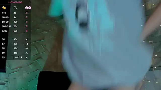 Snapshot of Charlotte_greys chatting on December 18, 2024, 5:59 am Charlotte greys online show from December 18, 2024, 5:59 am