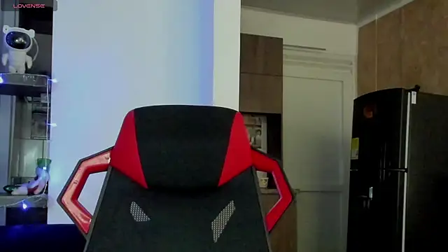 Snapshot of Charlotte_greys chatting on December 26, 2024, 9:47 pm Charlotte greys online show from December 26, 2024, 9:47 pm