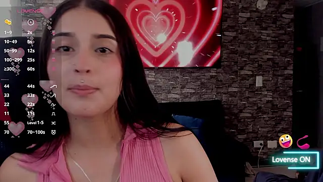 Snapshot of Charlotte_greys chatting on February 6, 2026, 8:23 pm Charlotte greys online show from February 6, 2026, 8:23 pm