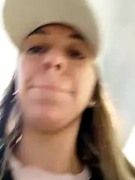 Snapshot of rachellboom chatting on December 6, 2024, 7:56 pm rachellboom online show from December 6, 2024, 7:56 pm