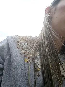 Snapshot of rachellboom chatting on January 25, 2025, 8:31 pm rachellboom online show from January 25, 2025, 8:31 pm