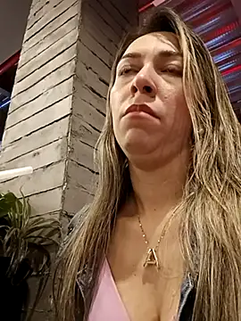 Snapshot of rachellboom chatting on February 6, 2025, 12:00 am rachellboom online show from February 6, 2025, 12:00 am