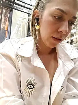 Snapshot of rachellboom chatting on February 24, 2025, 10:58 pm rachellboom online show from February 24, 2025, 10:58 pm